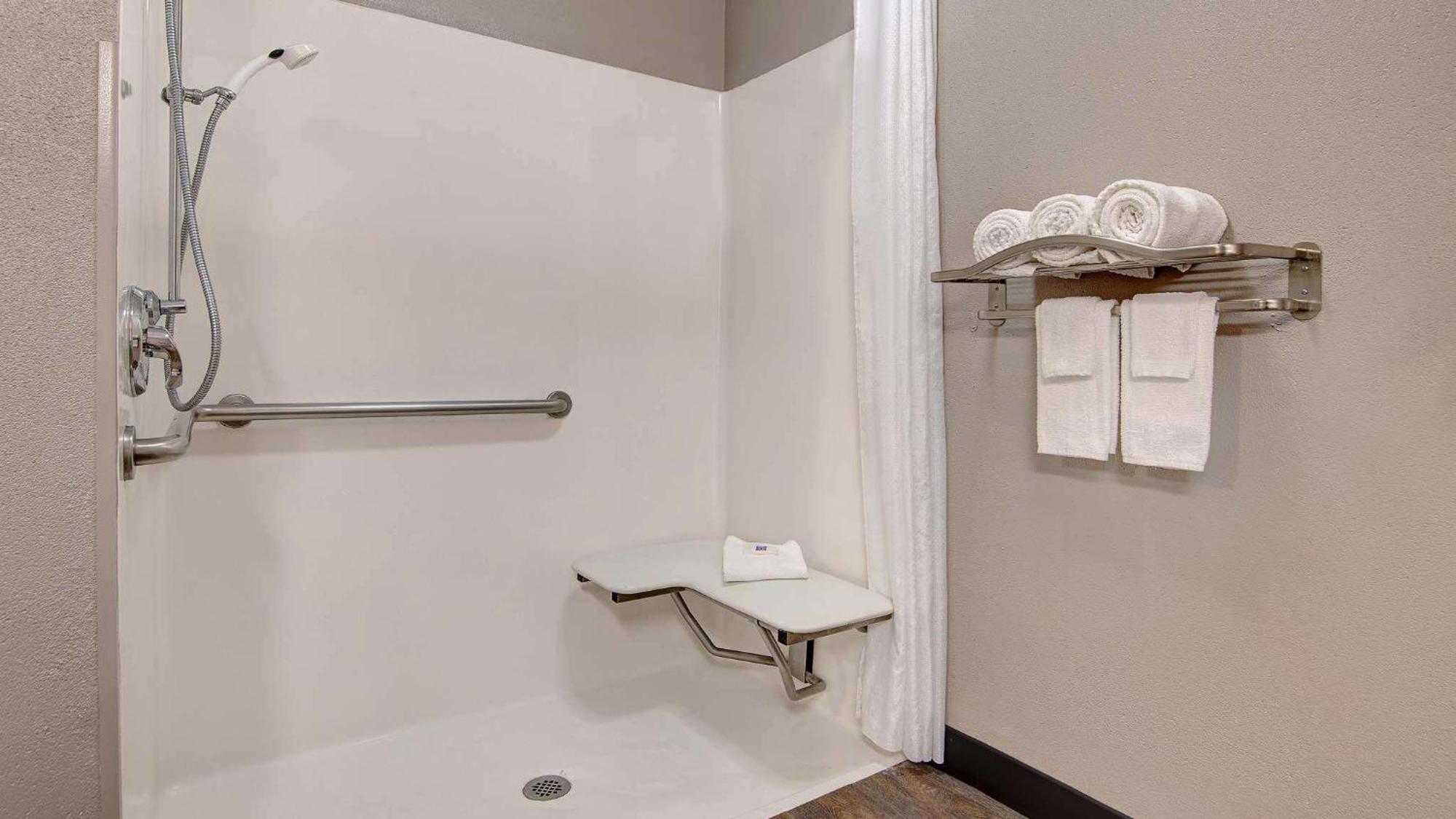 Motel 6-Kingman, Az - Route 66 East מראה חיצוני תמונה